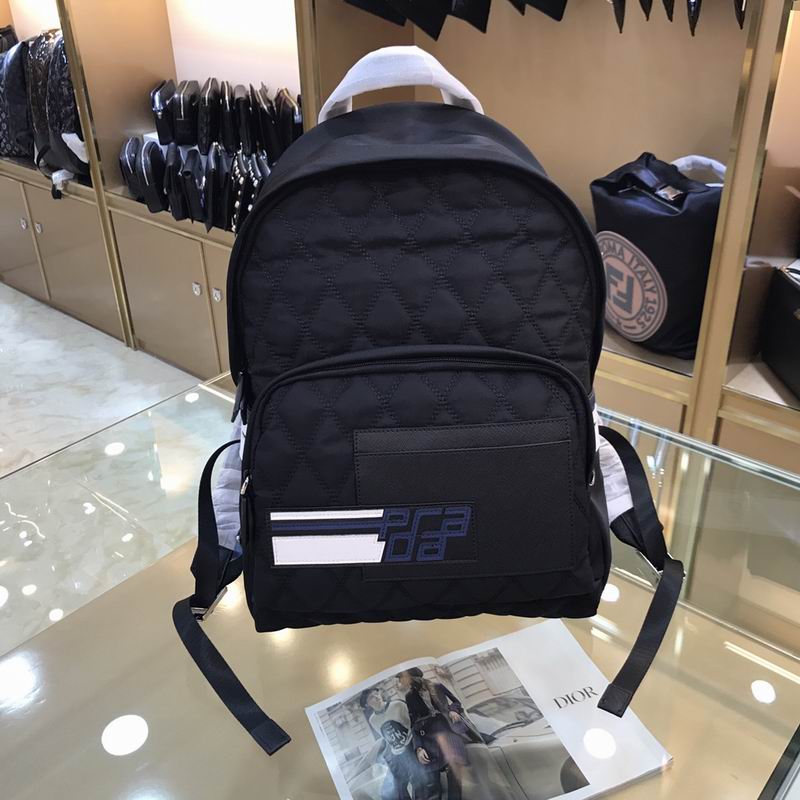 2024  Prada  ˫���1��1  1