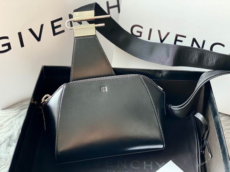 Givenchy ���� �ذ� ԭ��