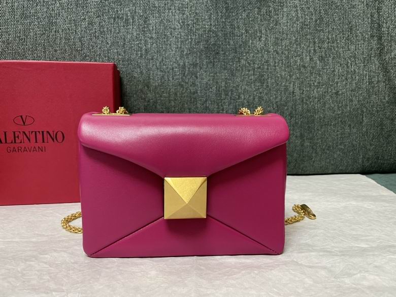 22p 1215 19x14x11cm RFh 3