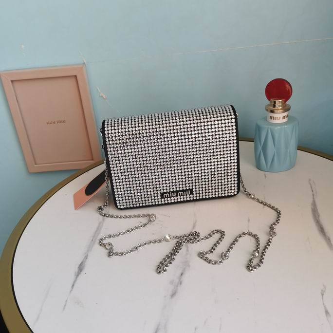 5BP064 17x5x11 cm rf