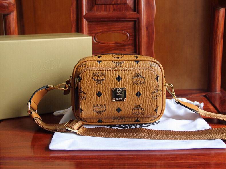 MCM  22X15X9 18X12.5X8.5cm dy1