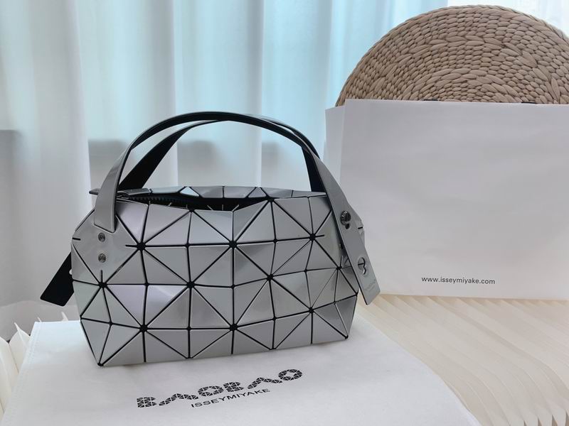 Issey Miyake BB11-AG481 33x16x8cm Yt��ɫ