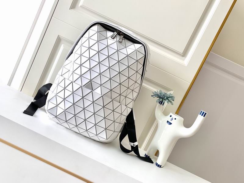 2024Issey Miyake˫���ԭ��