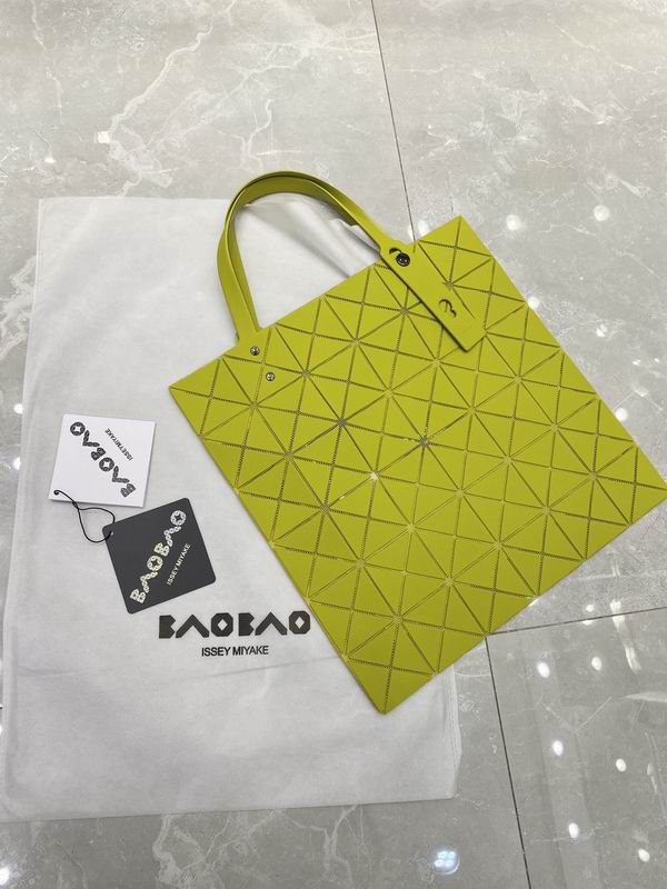 Issey Miyake 34x34cm Yt 6