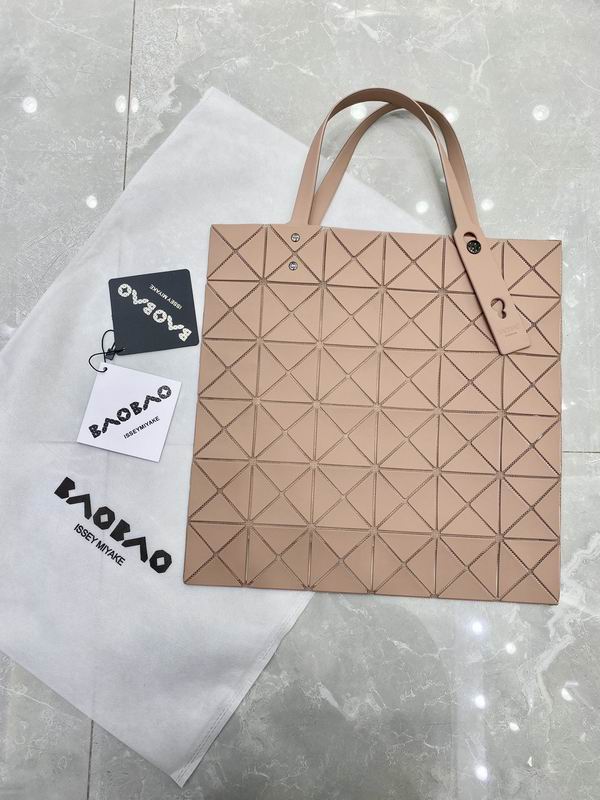 Issey Miyake 34x34cm Yt 7