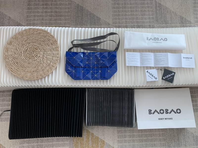 BB91-AG647 34x21x11.5cm Yt1