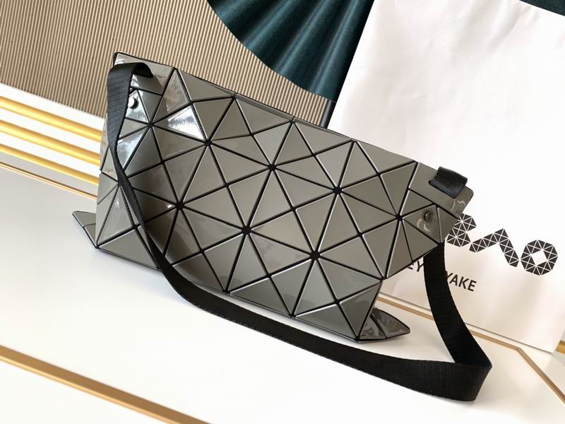 Issey Miyake34x22cm Yt6