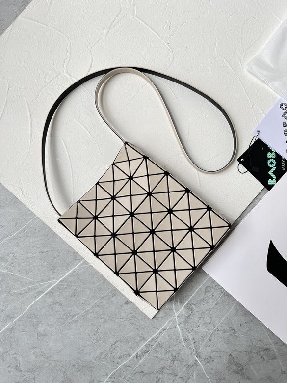 PRISM 19.5X16.0X4cm 082101 YT 6ɫ