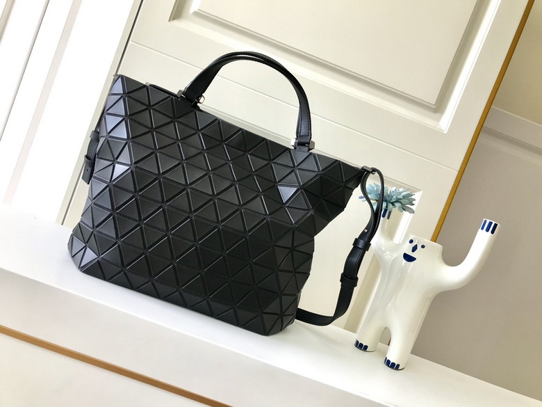 BB93-AG301 42X29X13cm YT 9