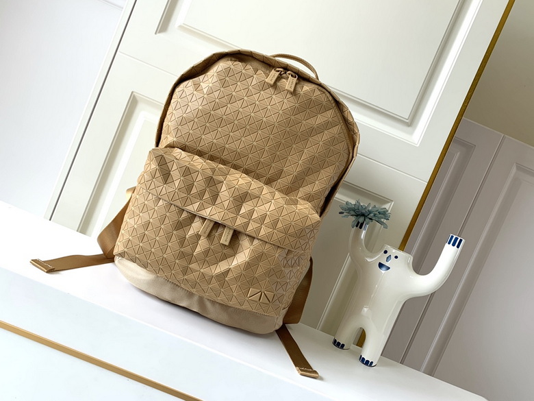 BB77 42X33X15cm YT 9