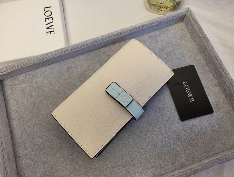 Loewe L1101ѹ��9x17.5x2cm zy