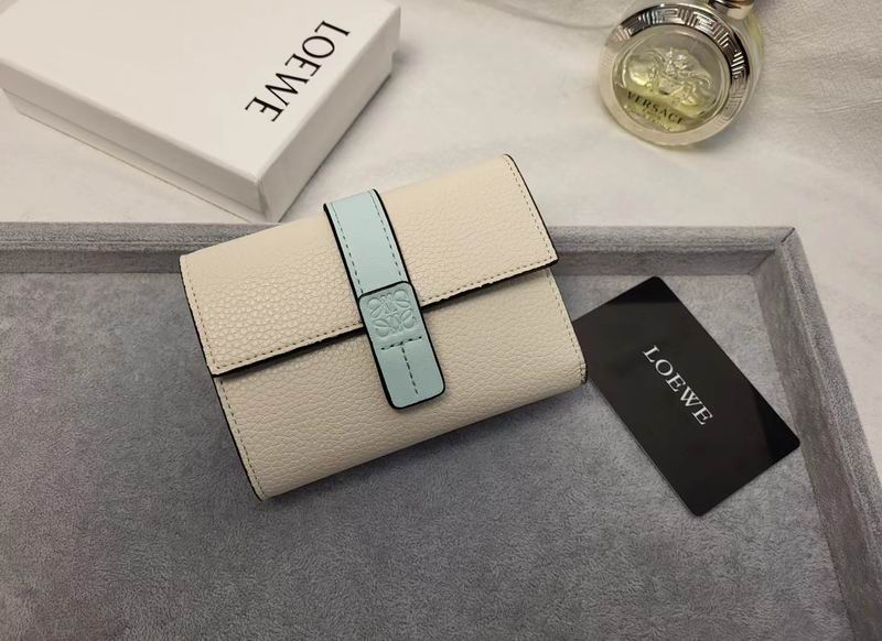 Loewe L1102 9x12x3cm zy