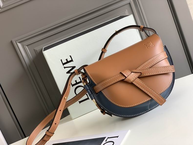 Loewe 011821 20x19x11.5cm ss8